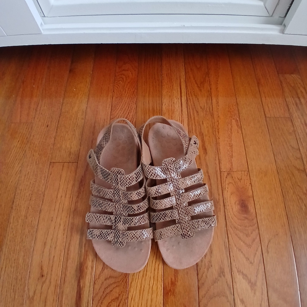 Vionic Tan Strappy Sandals